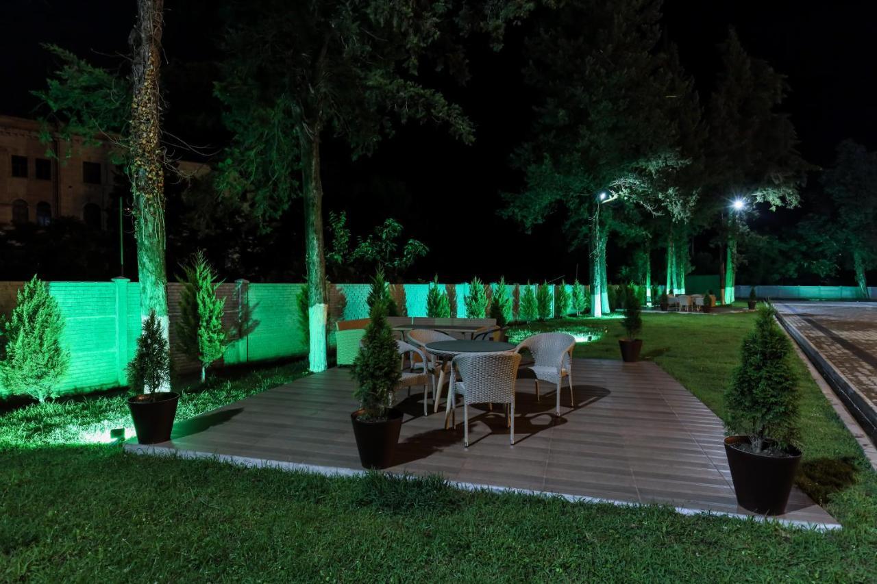 Gelati Residence Koutaïssi Extérieur photo